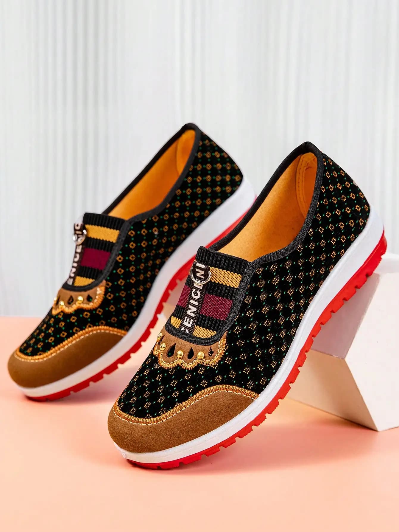 Mocassini traspiranti con fondo morbido, slip-on, leggeri, piatti, casual, da donna