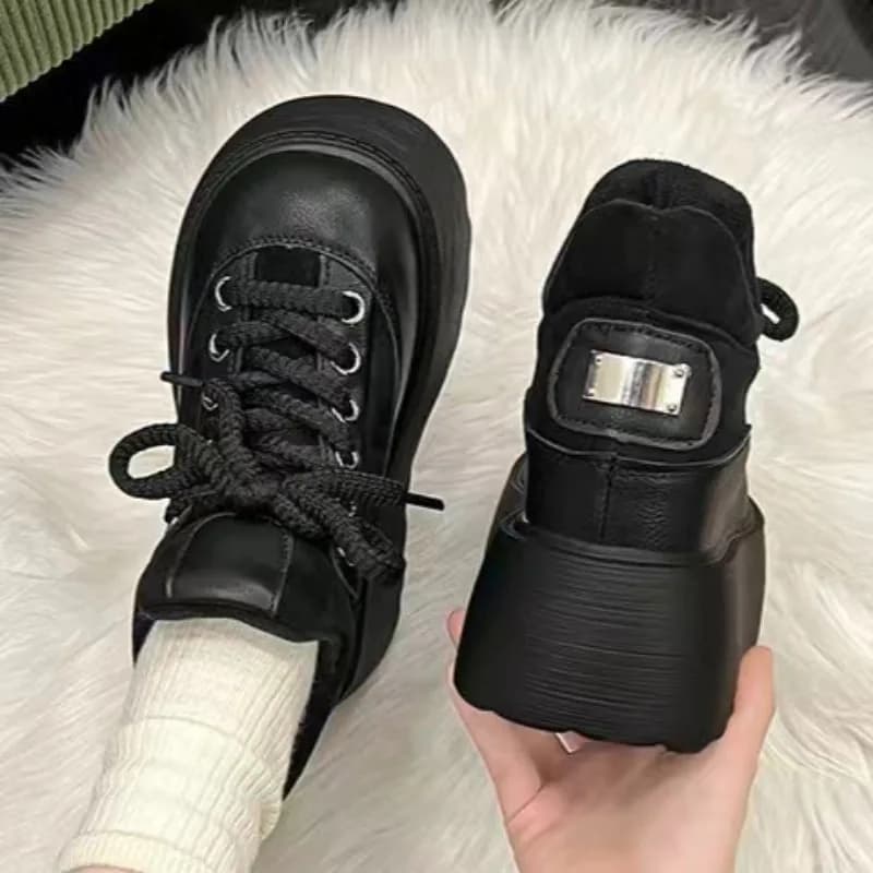 Mocassini invernali da donna in peluche spesso imitazione pelle di cervo splicing scarpe con punta tonda suola spessa 6 cm scarpe casual in pelle autunno