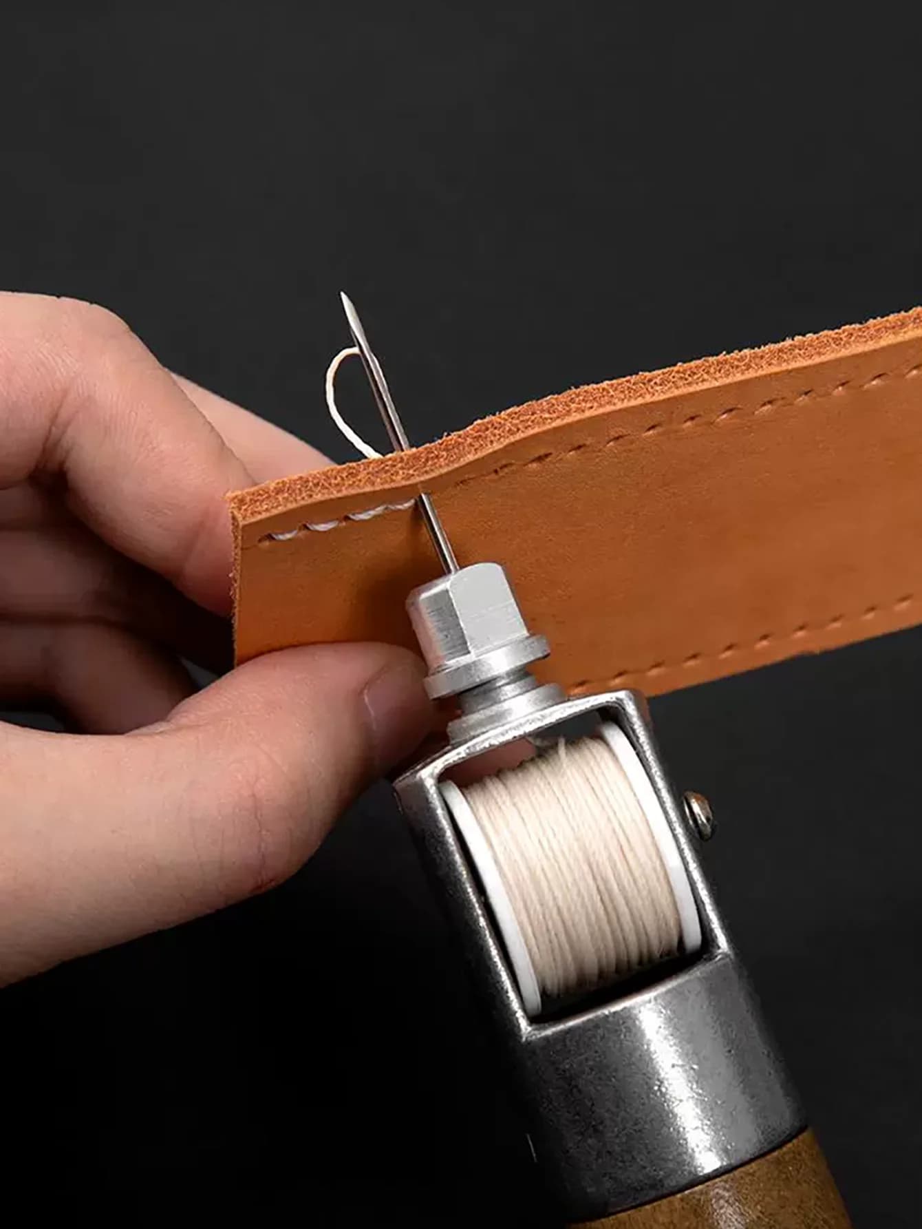 Set professionale per punteruoli per cucire in pelle, strumento per cucire rapido per macchine da cucire, adatto per riparazioni fatte a mano fai-da-te, con 1 set di aghi