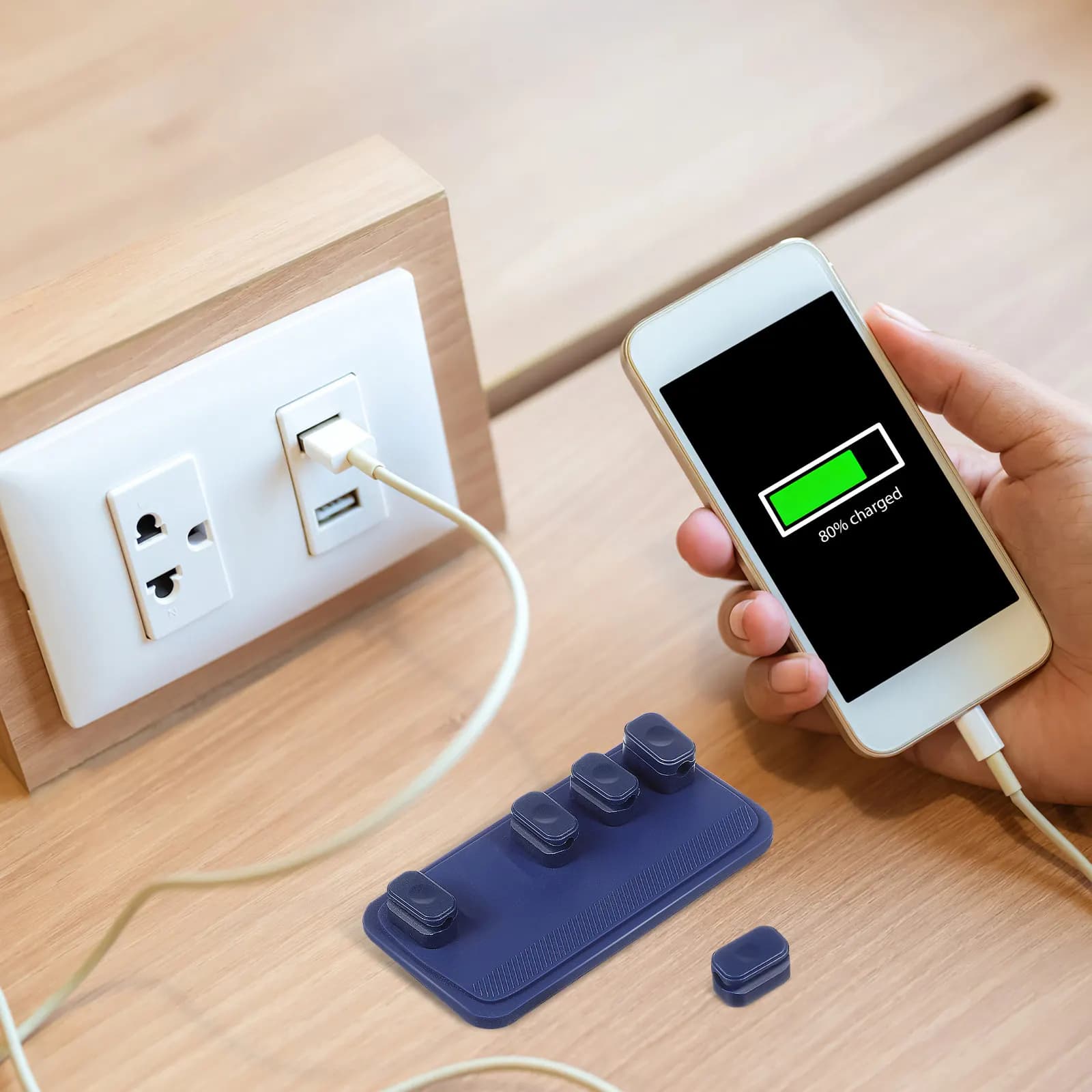 2 Set di Organizzatori Magnetici per Cavi, Supporto per Cavi di Ricarica Telefono, Cavi USB, Cavi per Computer e TV