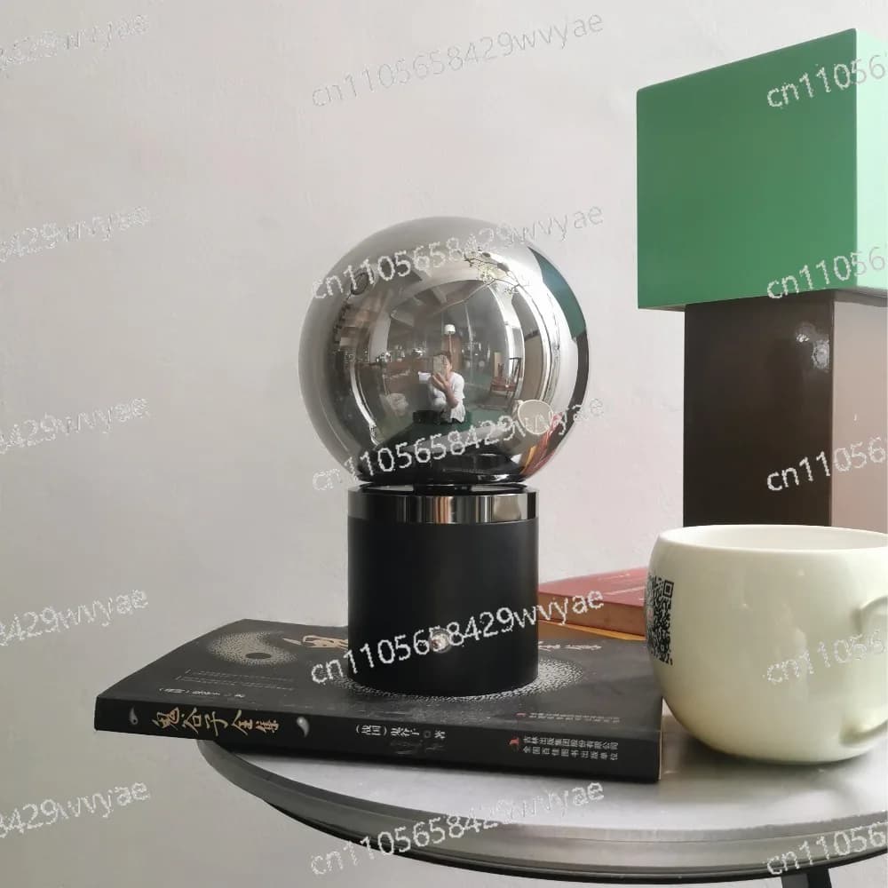 Lampada da Tavolo Decorativa con Controllo Vocale Offline per Camera da Letto, Lampada da Scrivania Artistica Atmosferica con Ricarica e Design Planetario in Vetro
