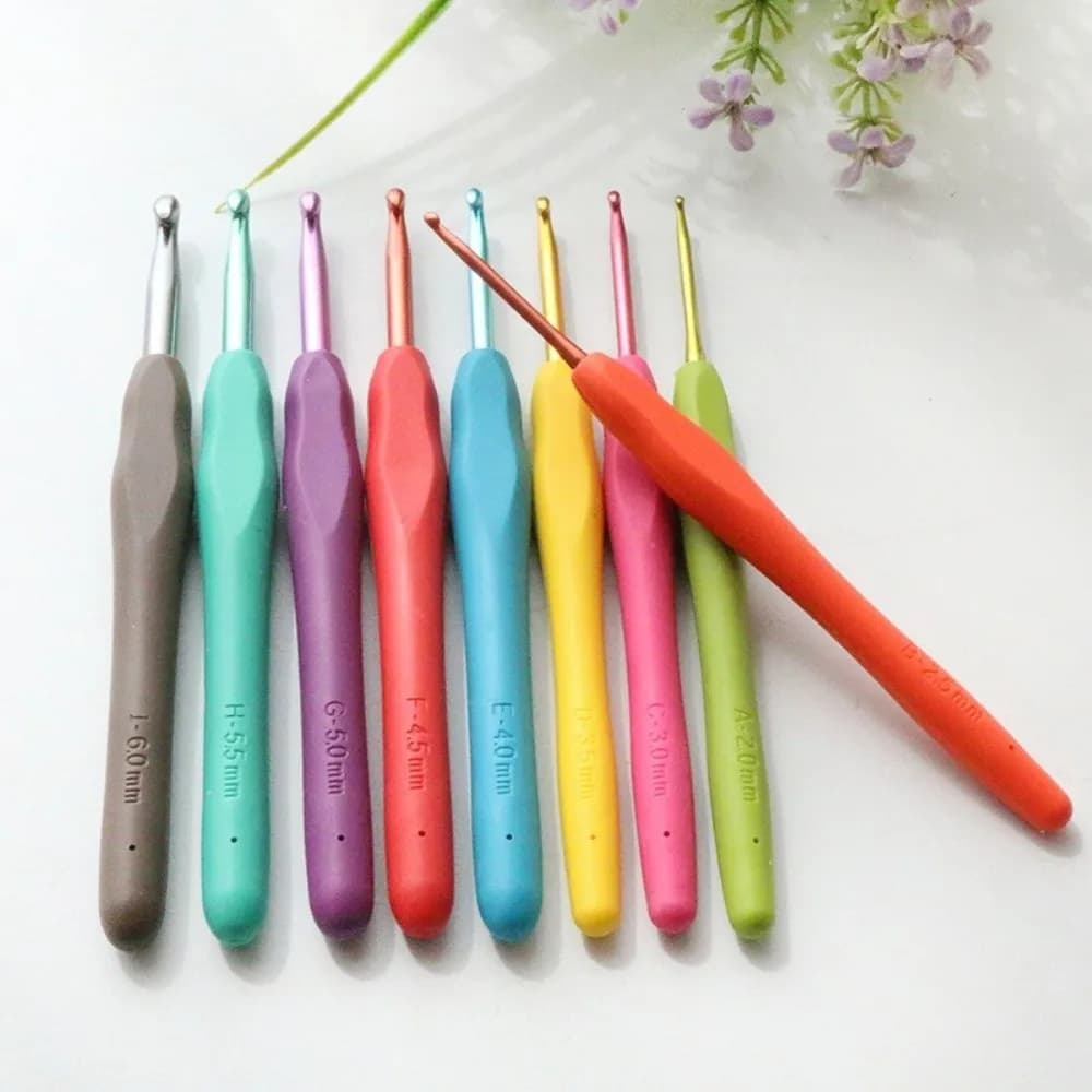 130pcs/set Weaving Accessories Complete Set Crochet Kit with Storage Bag DIY Knitting Crochet Hook Set 12 Rolls Yarn Multi-size