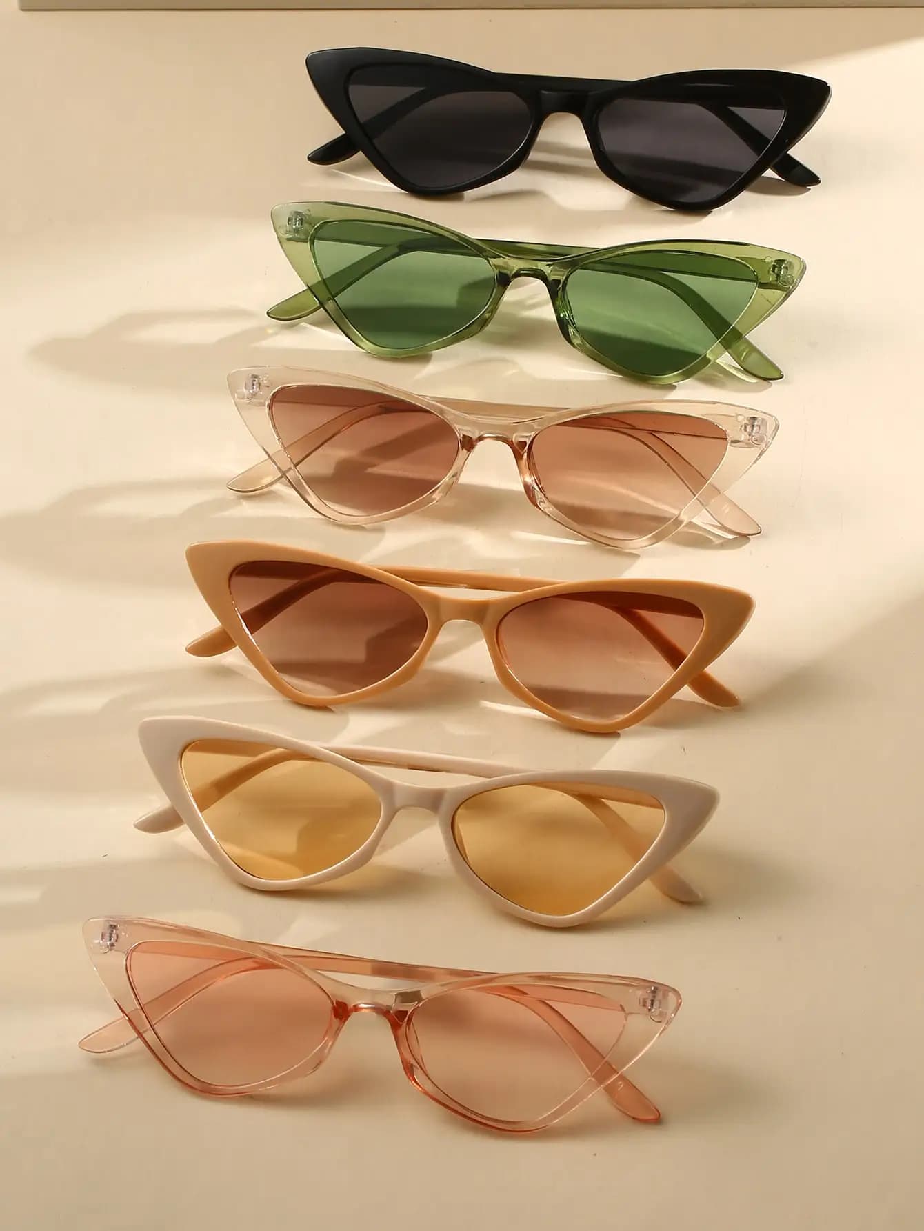 Set di 6 Occhiali da Sole Cat Eye - Montatura in Plastica, Protezione UV400, Occhiali alla Moda Multicolore per Donne e Uomini