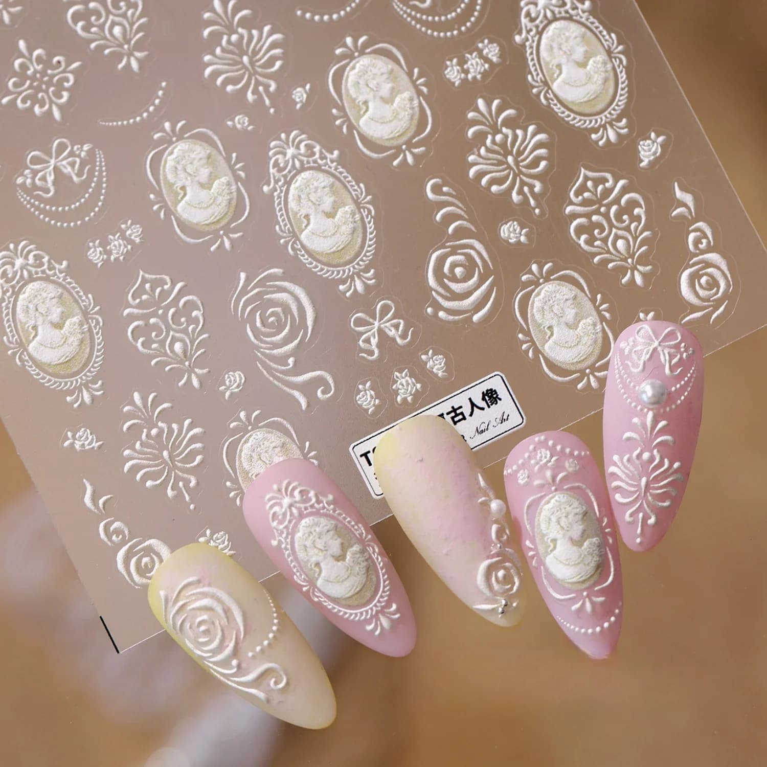 Baroque Retro Nail Decals 5D Relief Figure White Rose Oval Frame Pearl Link Bow Floral Nail Art Stickers Luxury Manicure Decor