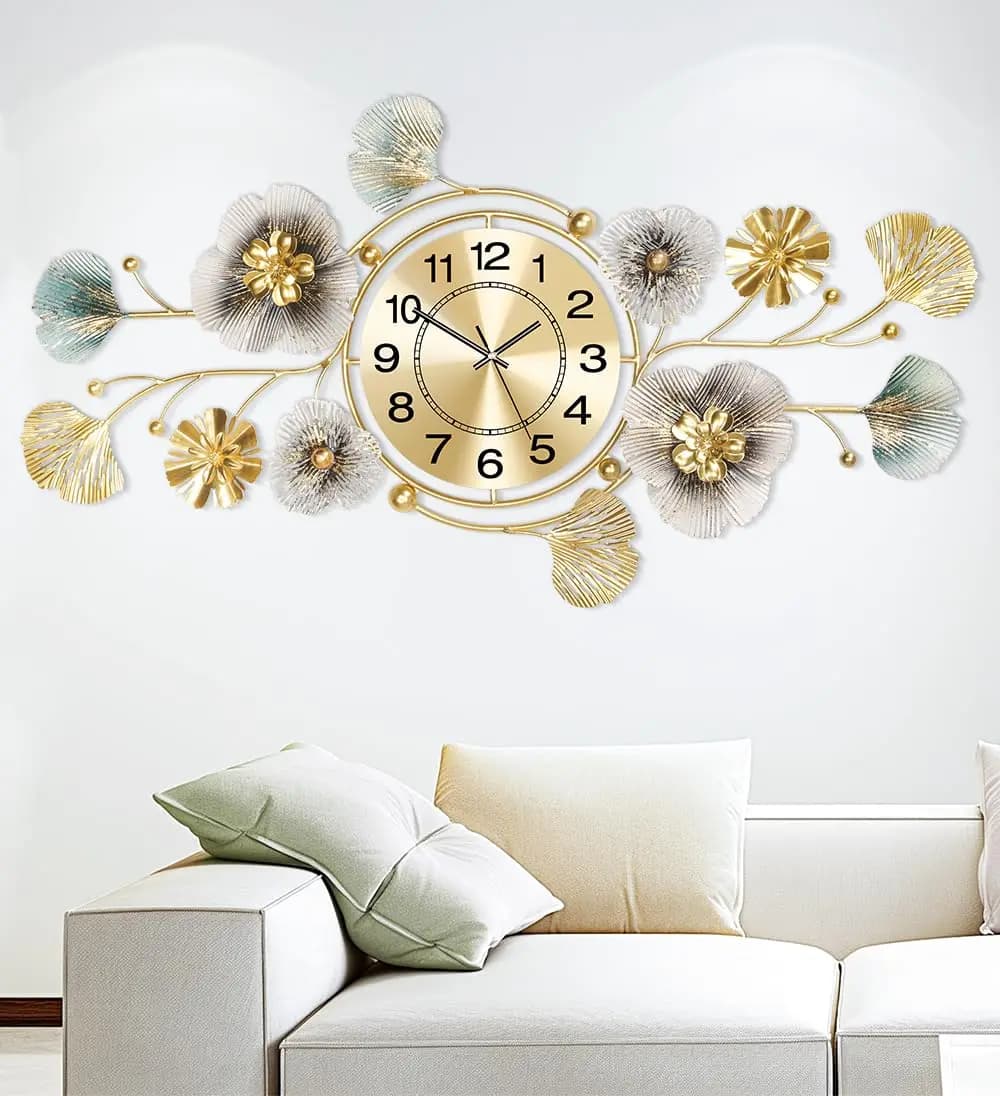 Orologio da parete silenzioso decorativo in metallo 3D a forma di foglia di ginkgo per soggiorno, camera da letto, ufficio