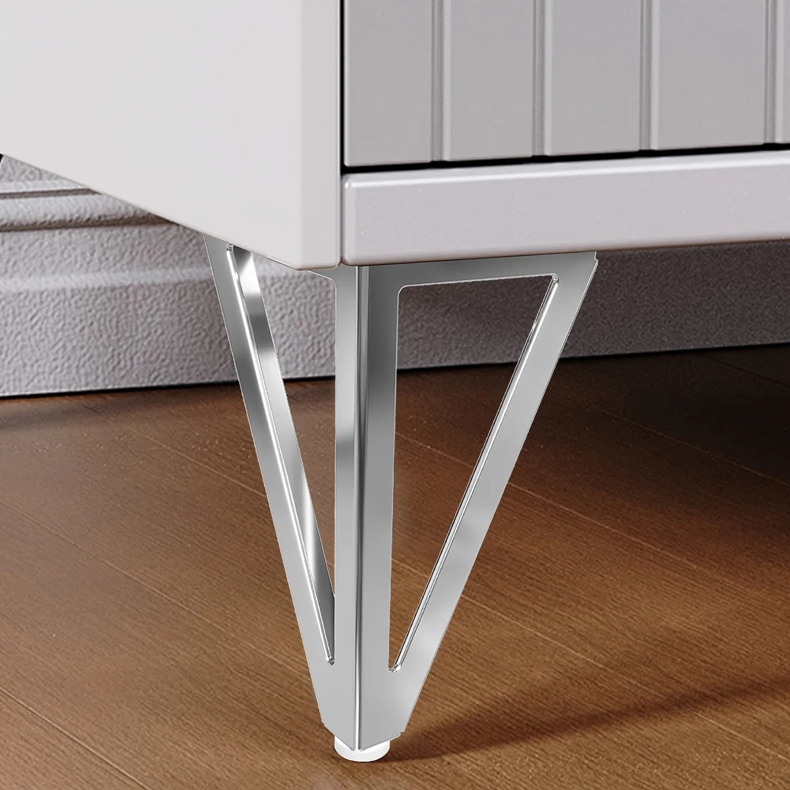 Gambe per mobili in metallo argentato, piedini in ferro addensato da 15 cm per divano, supporto TV, mobiletto da bagno e tavolino - Finitura lucida