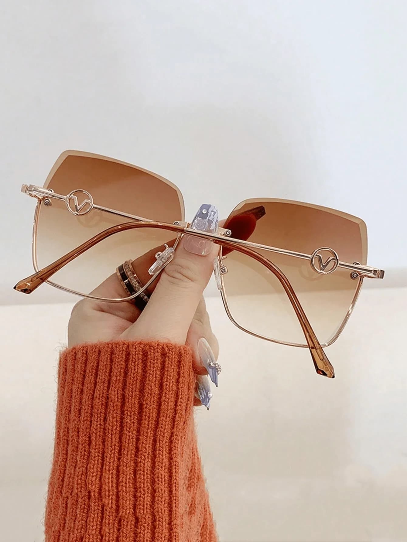 Occhiali da sole da donna senza montatura, quadrati, con lenti sfumate e aste in metallo, alla moda, per il tempo libero all'aperto