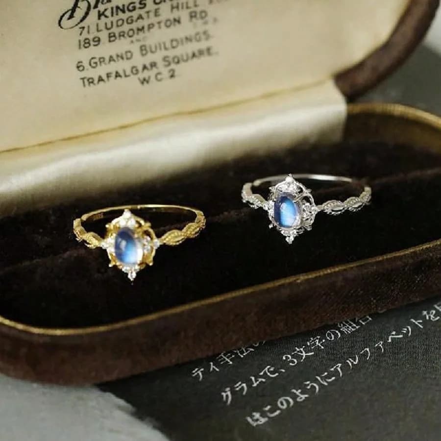 Japanese moonlight stone ring Lunich, light luxury art with small adjustable freshness, exquisite handpiece and unique