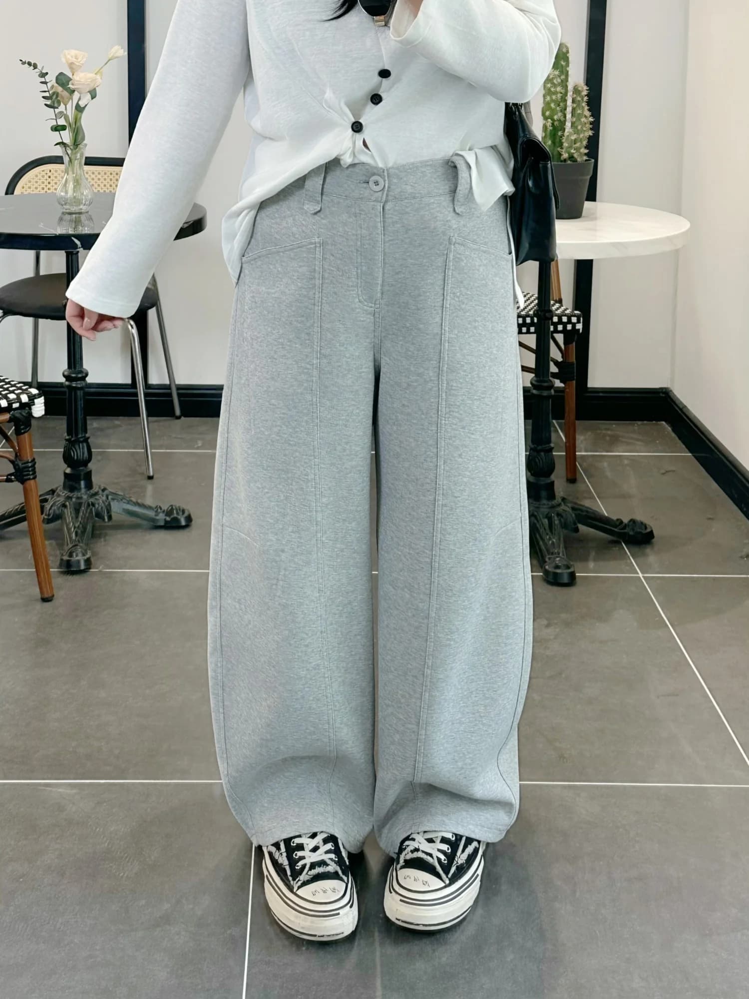 Pantaloni a gamba dritta da donna taglie forti, stile primaverile per il commuting, pantaloni a vita alta in misto cotone, effetto snellente e coprente, modello Lazy Knife