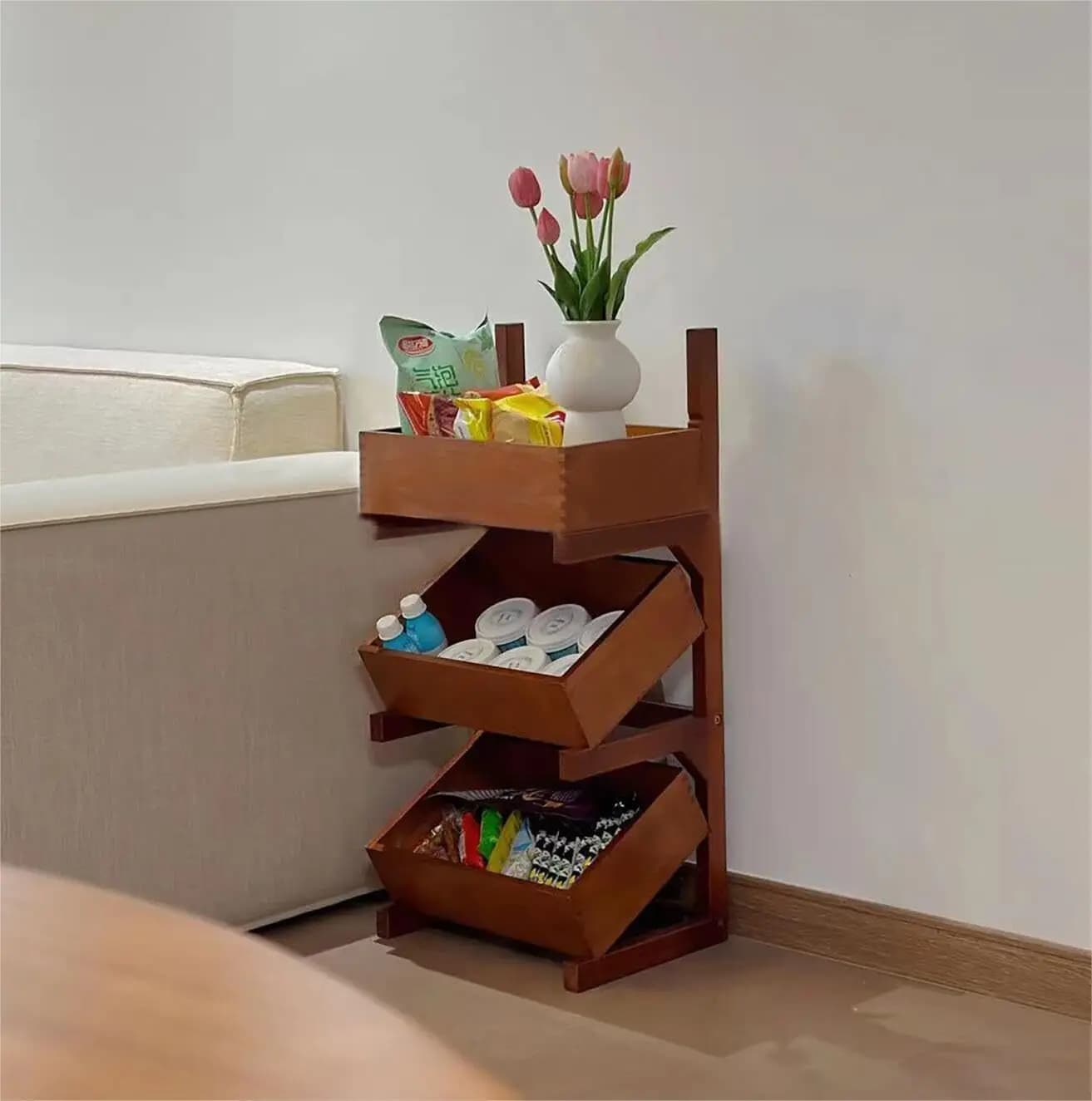 Organizer portaoggetti in legno rustico, espositore marrone a 3 livelli, portabottiglie inclinabile per la decorazione domestica