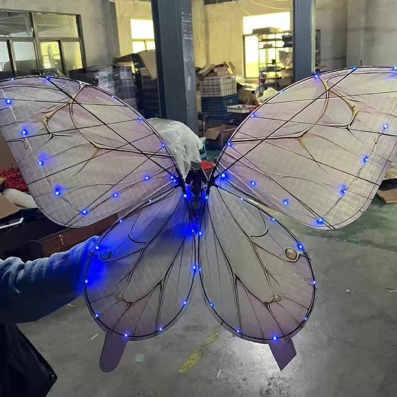 Farfalla Volante RC con Ali Bioniche Lampeggianti, Modello con Luci LED, Accessorio Scenico per Matrimoni, Spettacoli all'Aperto, Educazione Scientifica