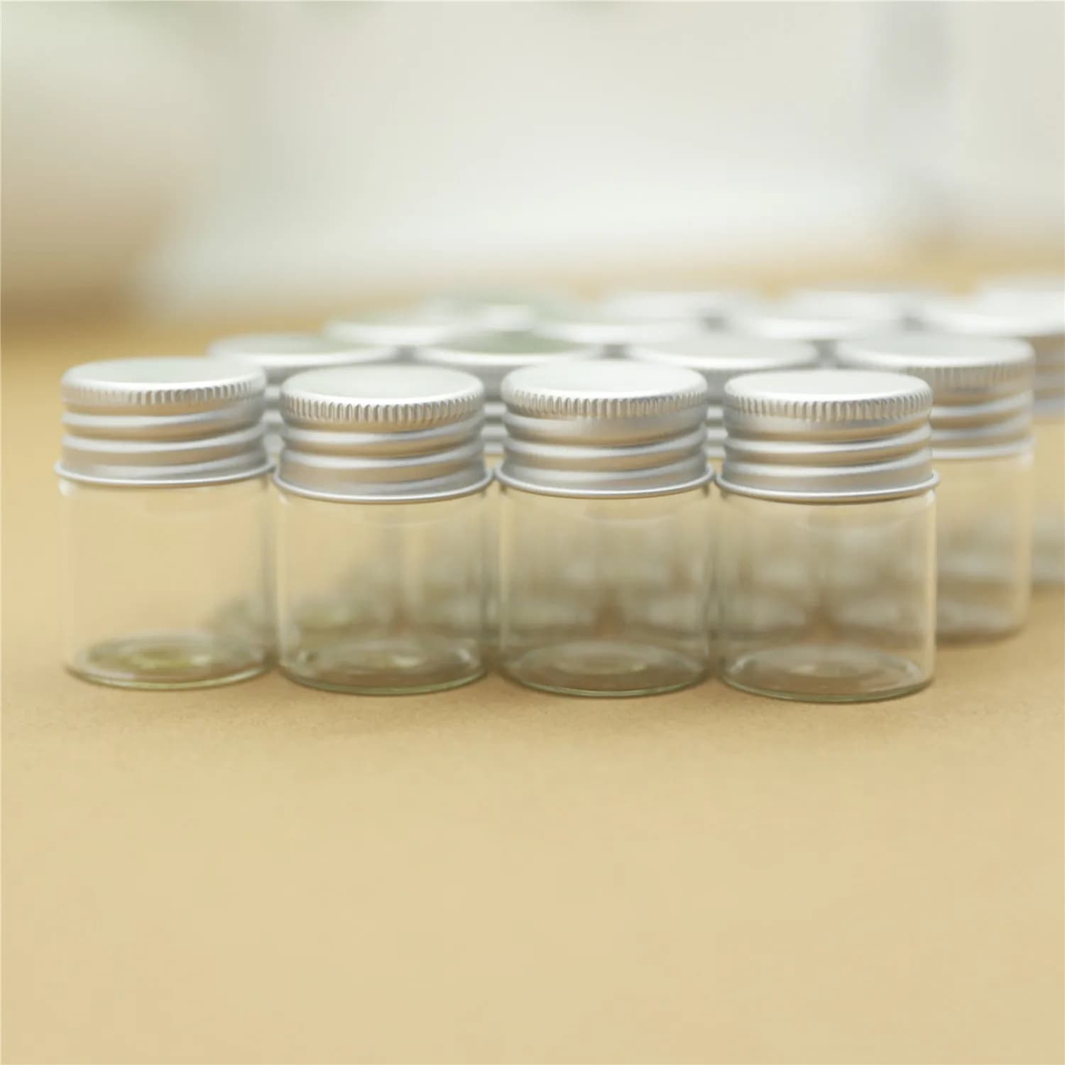 20/30/100 Pezzi Bottiglie dei Desideri in Vetro da 15ml con Tappi a Vite in Alluminio Argento, per Artigianato Fai-da-te, Decorazioni per la Casa, Mini Barattoli Sigillati, Contenitori per Spezie da Cucina