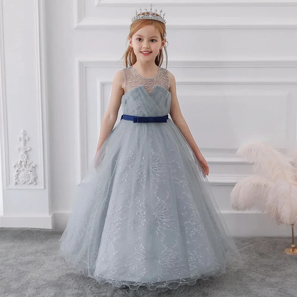 Abito da ragazza di fiori personalizzato per matrimonio Tulle Puffy senza maniche Applique con fiocco Primi abiti da festa di compleanno eucaristico per bambini