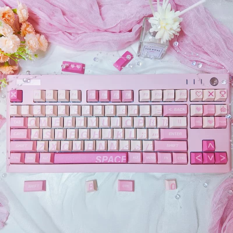 Set di Tasti a Tema Cuore Rosa Personalizzati in PBT con Sublimazione, Profilo Cherry, per Tastiere Meccaniche, Accessori e Regalo