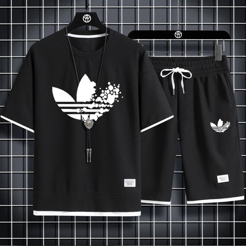 New casual sports set for fashionable men Summer 2026, complete two pieces with short sleeve t-shirt basketball and shorts