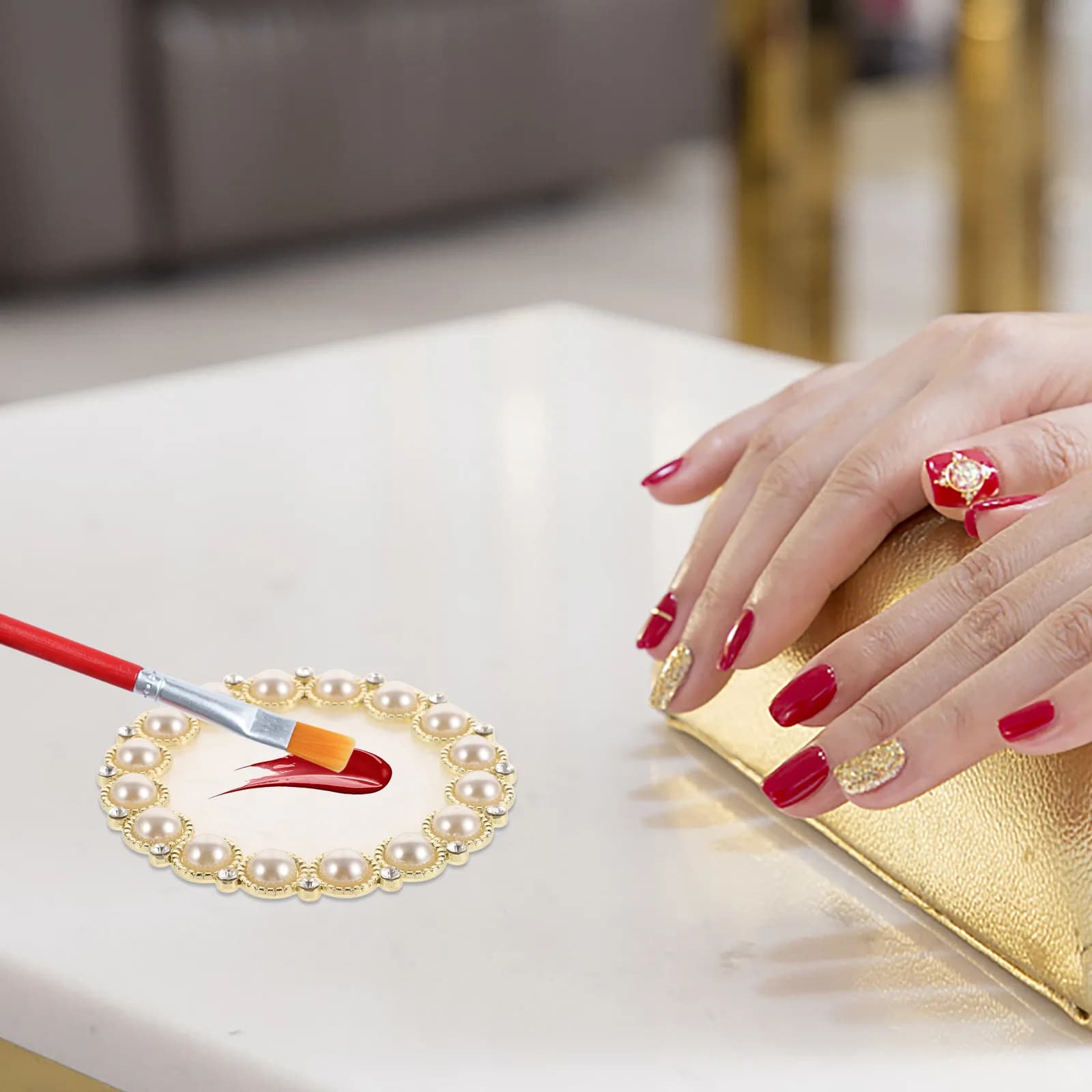 Palette per Nail Art in Resina, Rotonda con Texture Marmorizzata e Bordo Dorato, per Miscelare Smalti Gel, Uso Professionale e Domestico, Portatile