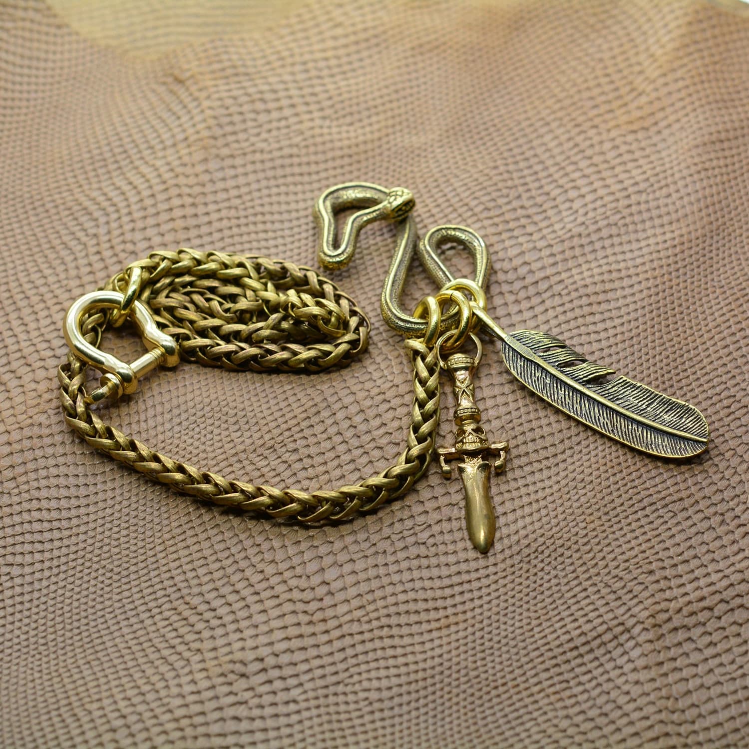 Portachiavi Viking Western Punk in Ottone con Gancio a Serpente, Teschio, Spada e Piuma per Jeans da Motociclista - Nuovo Design Accessorio Punk