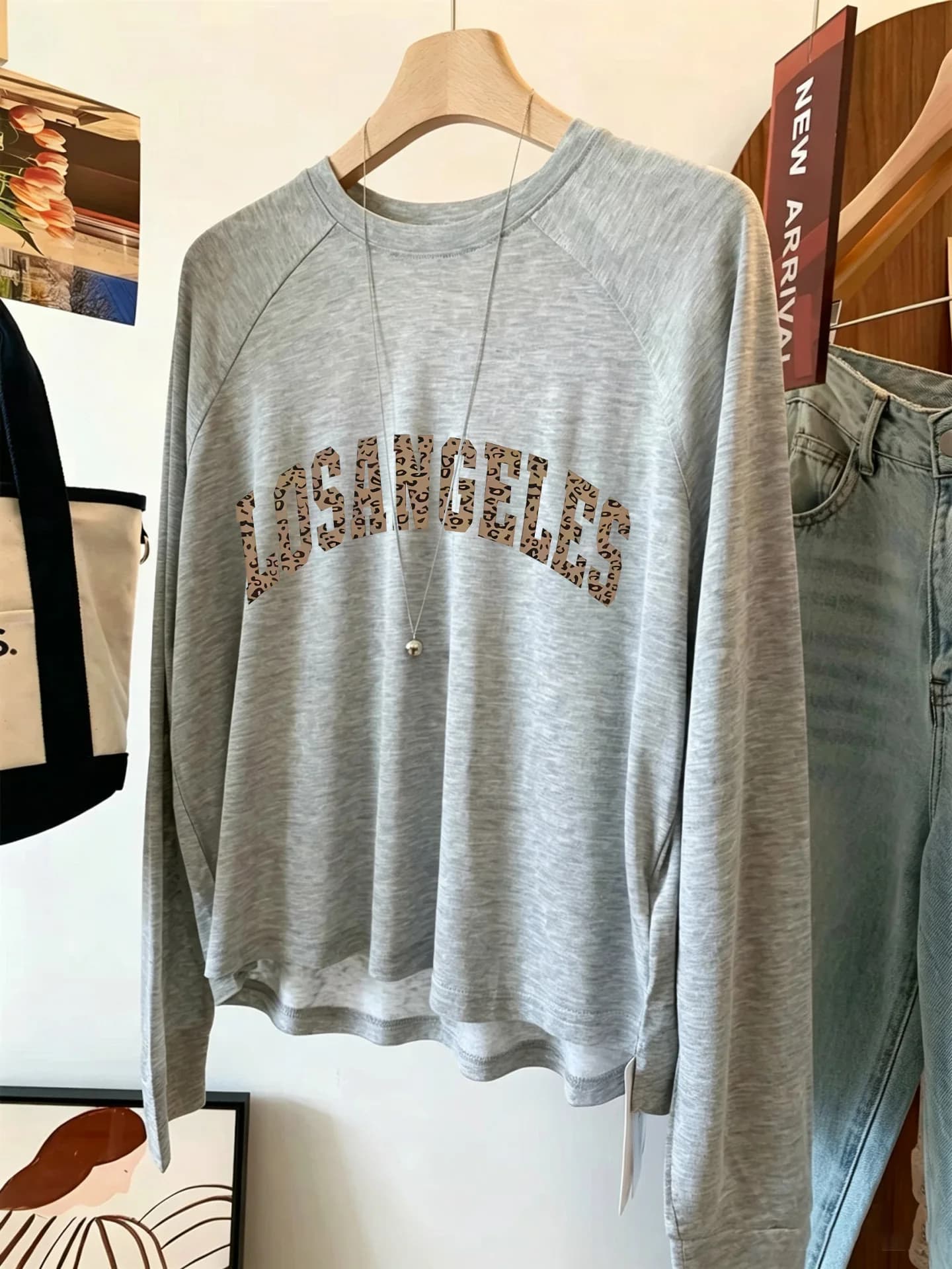 Women's Slim Fit Long Sleeve T-Shirt Smooth Soft Basic Top round Neck Commute Style Korean Version Autumn New Arrival