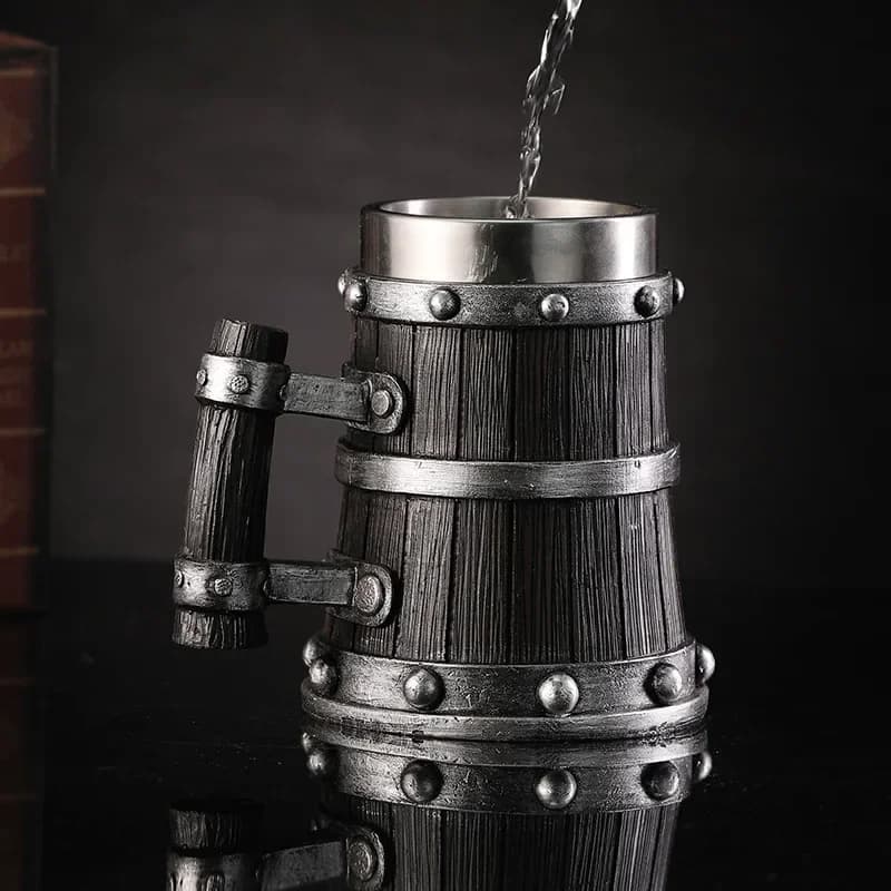 Nuova tazza di birra con venature del legno vichingo in acciaio inossidabile 304 taverna medievale imitazione barile di legno Tankard tazza di birra tazza di caffè regalo da uomo