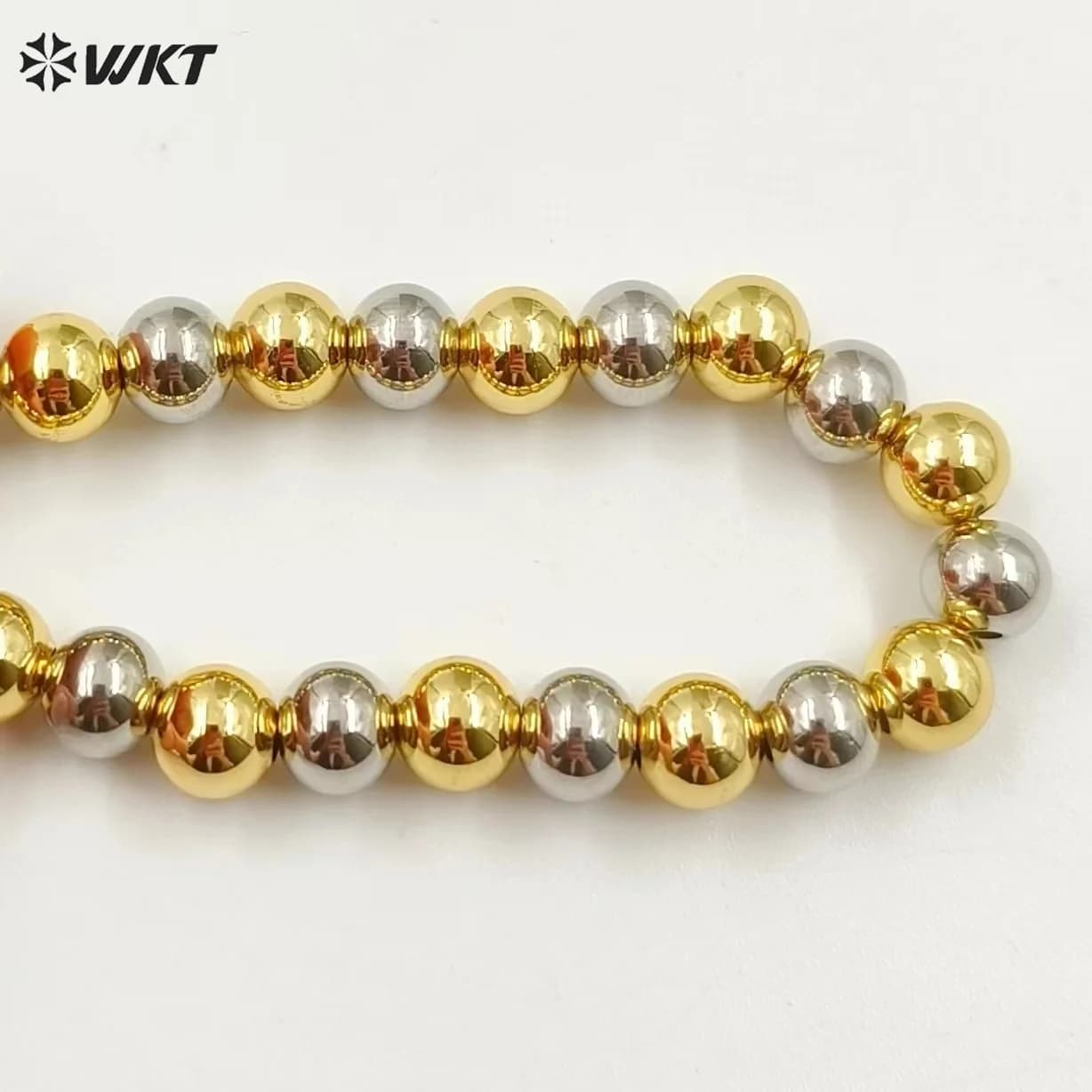 WT-JF342 Nuovo design Bracciale con perline rotonde in metallo placcato oro reale 18 carati in oro e argento flessibile per le donne 10 pezzi