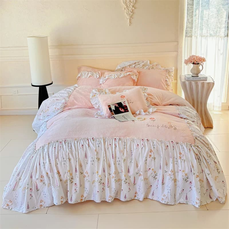 Fiori rosa ricamo stampa floreale grandi volant set biancheria da letto principessa copripiumino in velluto lenzuolo piatto/con angoli federa 4 pezzi