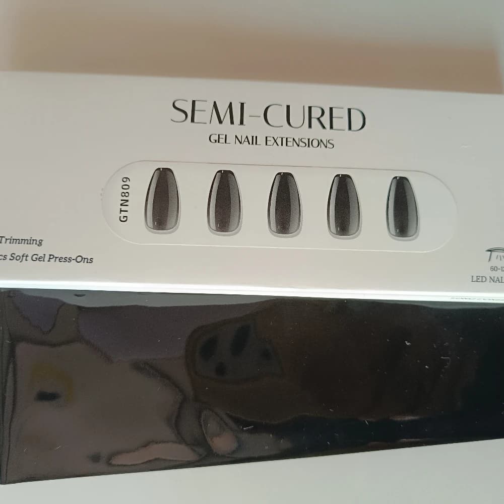 20Tips Semi-curable Gel Wearing Nail Flexible Extension Nail Tablet No Trimming No Polishing UV Half baked gel nail wraps