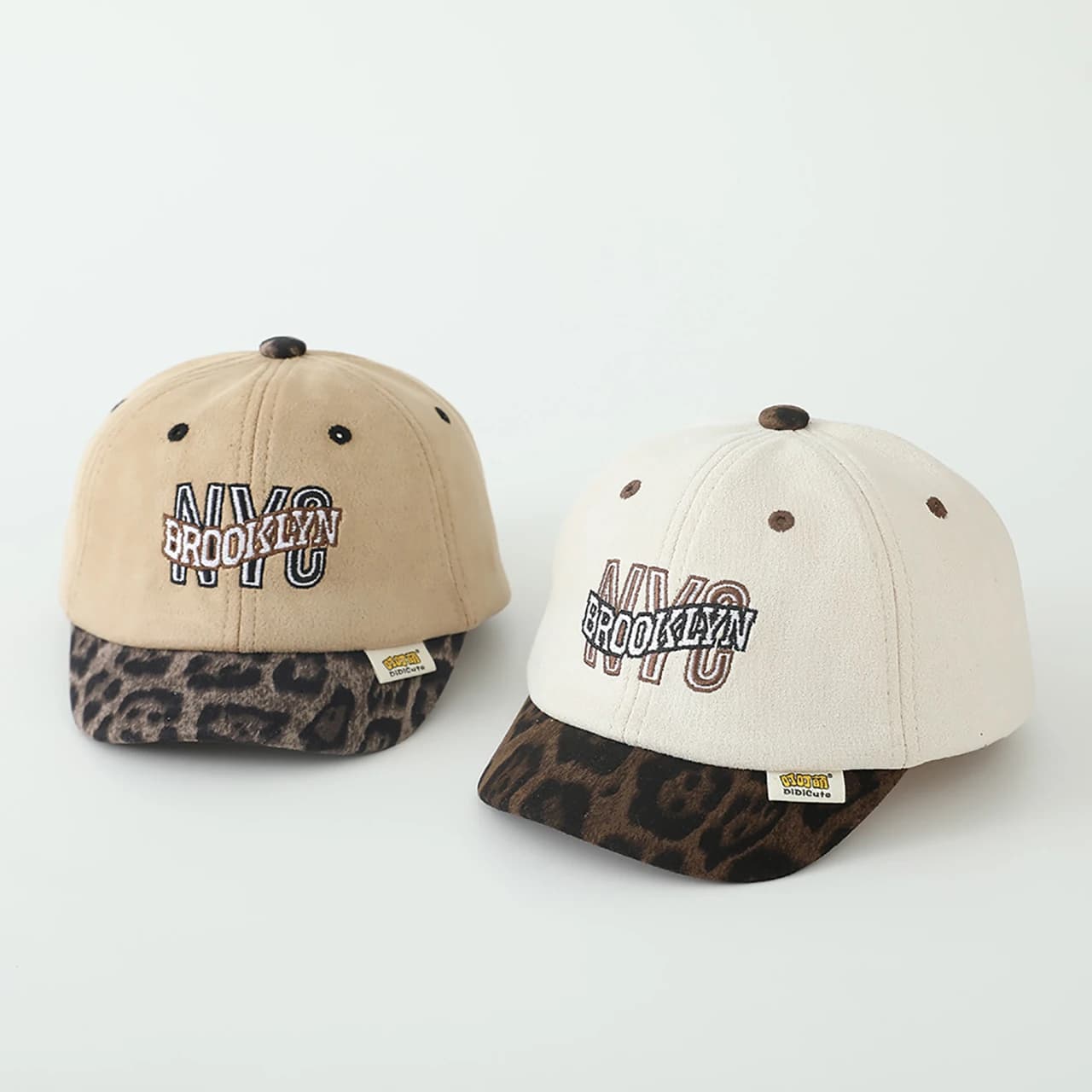 Cappellino da Baseball con Visiera Corta per Bambini 1-4 Anni, Cappello con Stampa Leopardata e Ricamo di Lettere