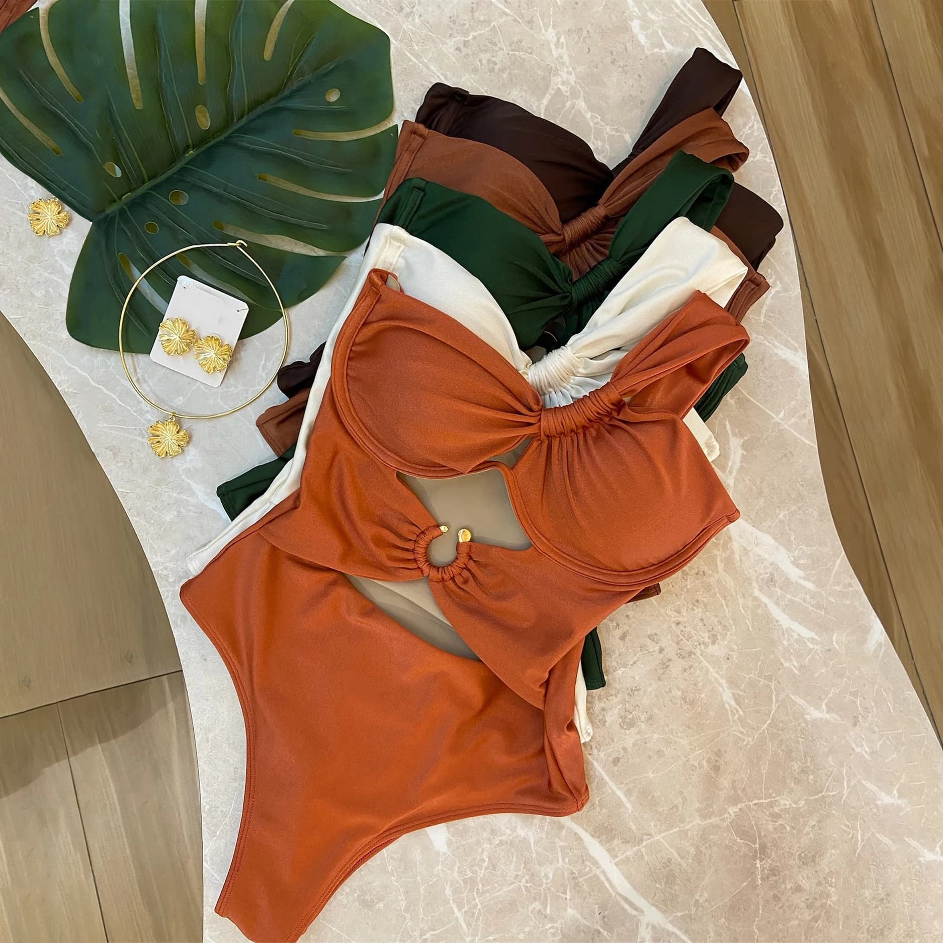 Costume da bagno monospalla Donna Costumi da bagno 2025 Bikini sexy Biquini femminile Costumi da bagno vuoti Cut-Out Body Costume da bagno Beachwear