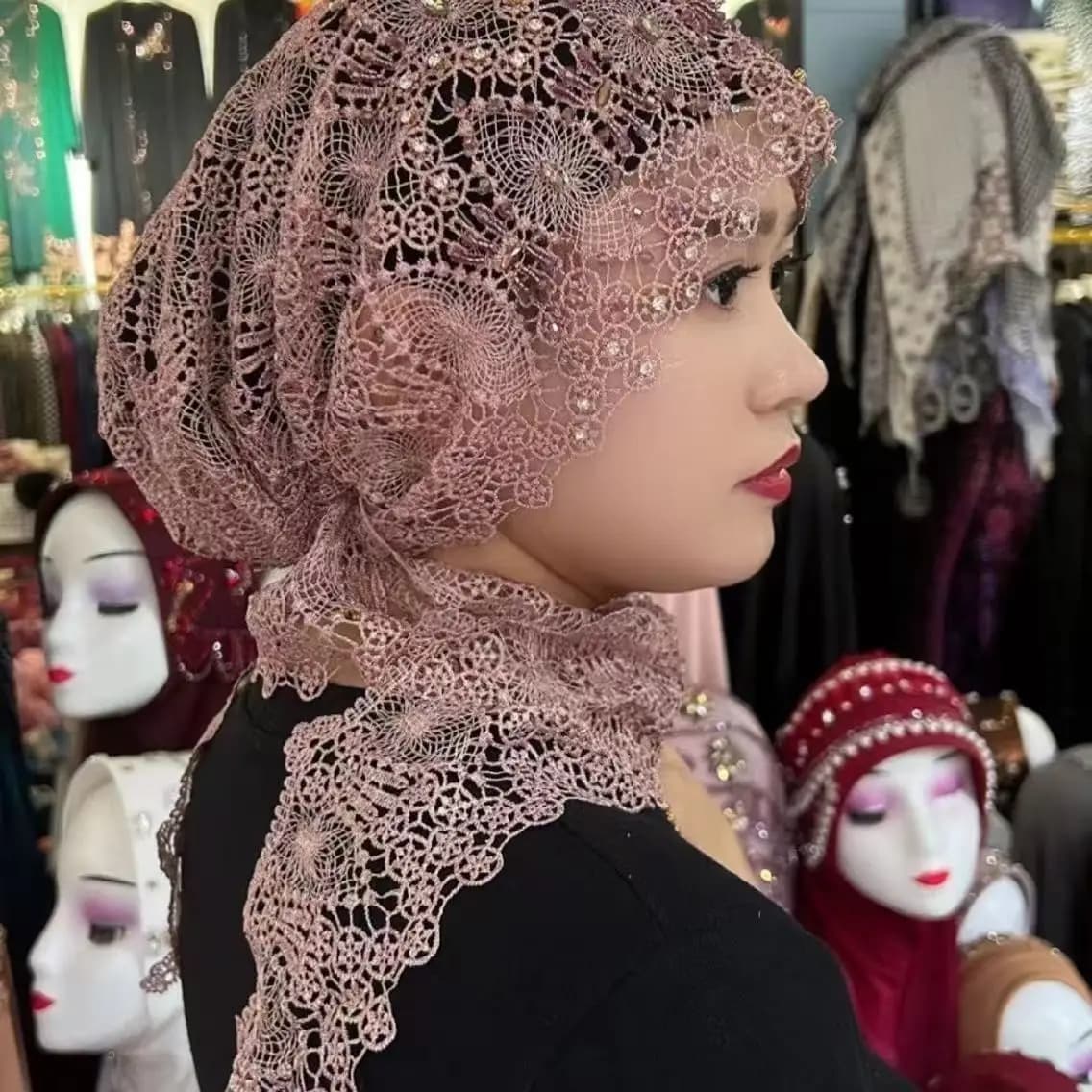 Hijab musulmano Donna Decorazione di nozze Sciarpa Scialle da ragazza Foulard Nappe di lusso Malesia Preghiera Cappello Kufi Affascinante pizzo
