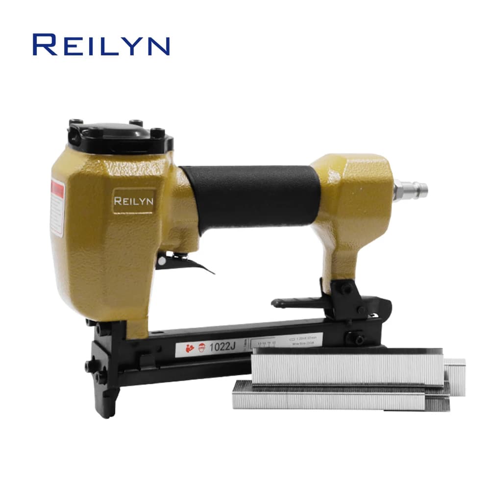 Reilyn 20Ga 1022J Chiodatrice pneumatica per tappezzeria 11,2 mm Cucitrice corona ad aria 10-22 mm Pistola sparachiodi per incorniciatura per mobili in sughero Strumento per la lavorazione del legno
