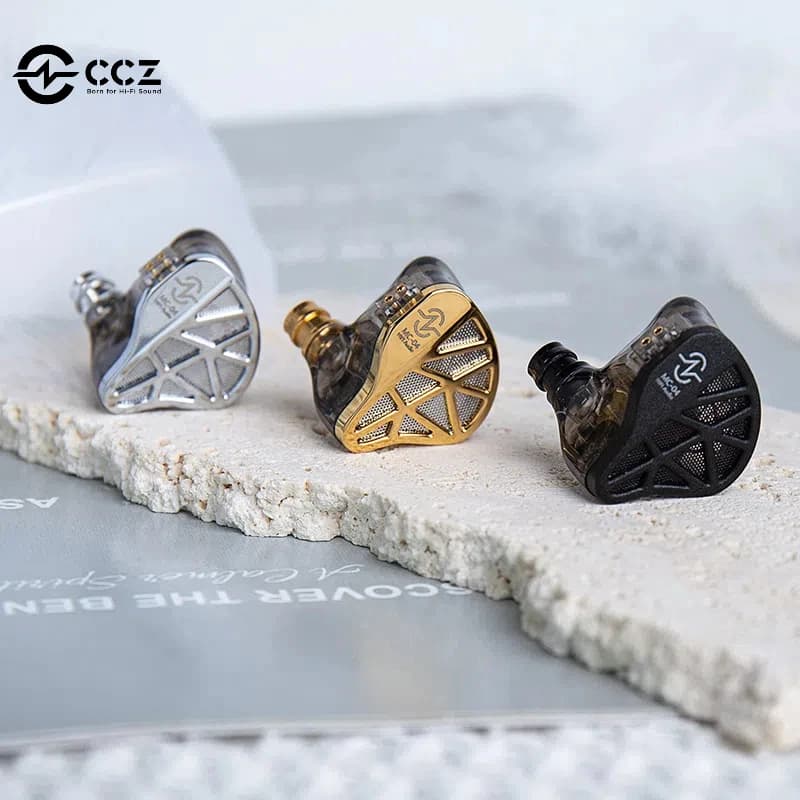 3.5mm In-ear Monitor Wired Headphones CCZ MC04 DD&BA Hybrid HIFI Earphones Noise Isolation Gaming Earbud with Detachable Cable