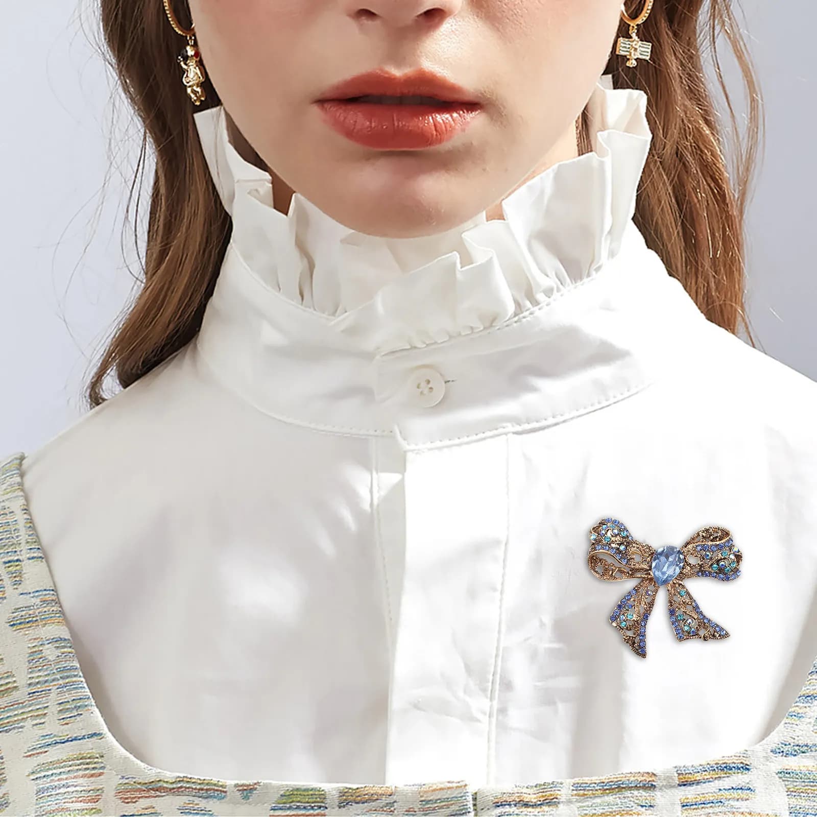 Bowknot Brooch Pin Creative Unique Personality Easy to Wear Party Clothes Decoration Bow Scarf Lapel Collar Brooch