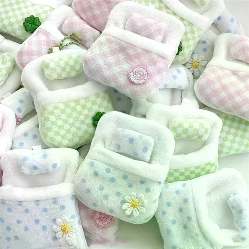 Accessory New Cute Plush Anime Animal Doll Four-leaf Clover Quilt Mini Sleeping Bag Small P