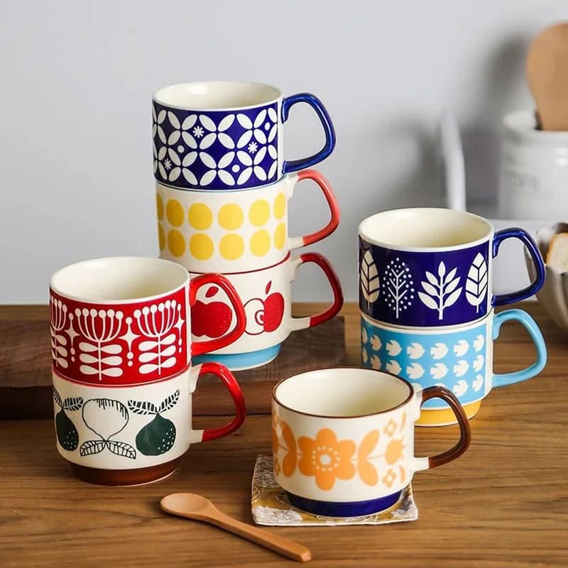 Set di tazze da caffè con fiori giapponesi da 300 ml Set di tazze da latte in ceramica retrò con impugnatura per acqua da ufficio Set di bicchieri da cucina per feste