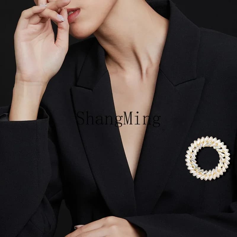 CLL nuovo design, lusso discreto e raffinato, fibbia per sciarpa in seta e accessorio per cappotto ad anello, doppio uso