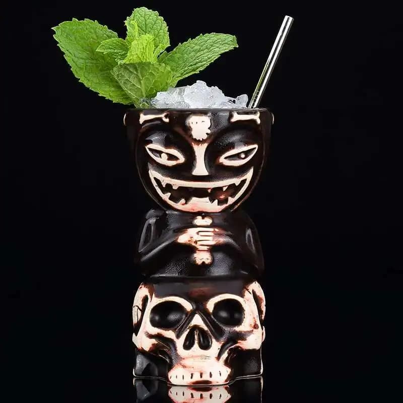 Bicchiere da cocktail Cool Skull Jar Doll Tiki Mug Hawaii Ristorante Swig Birra Tazza da vino Bar Tazze in ceramica Tiki Art Craft Tazze all'ingrosso