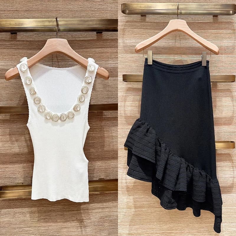 Summer New Women's Slim Fit Sleeveless Thin Flower Rose Vest Irregular Half Skirt Set High Waist Plant Floral round Neck Top