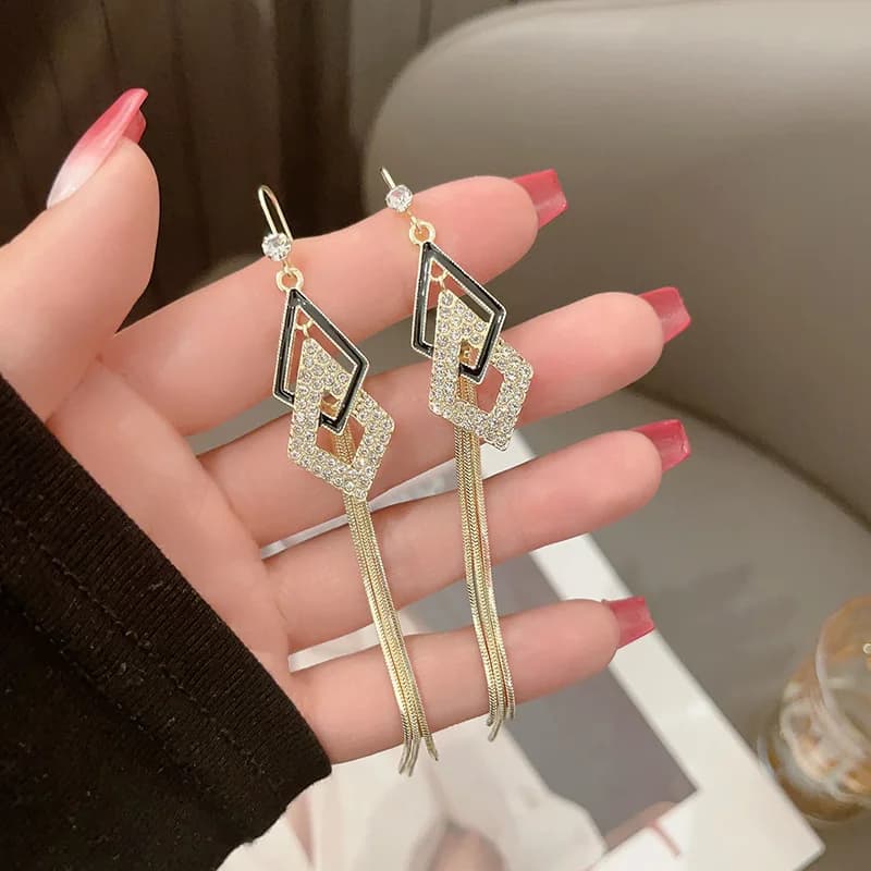 2pcs long spliced diamond earrings with micro inlaid diamonds and sparkling chain color matching high-end tassel earrings for women, Silver Zircon Necklace, Minimalist Clavicle Chain, Elegant Women Jewelry, Fashion Party Necklaces
