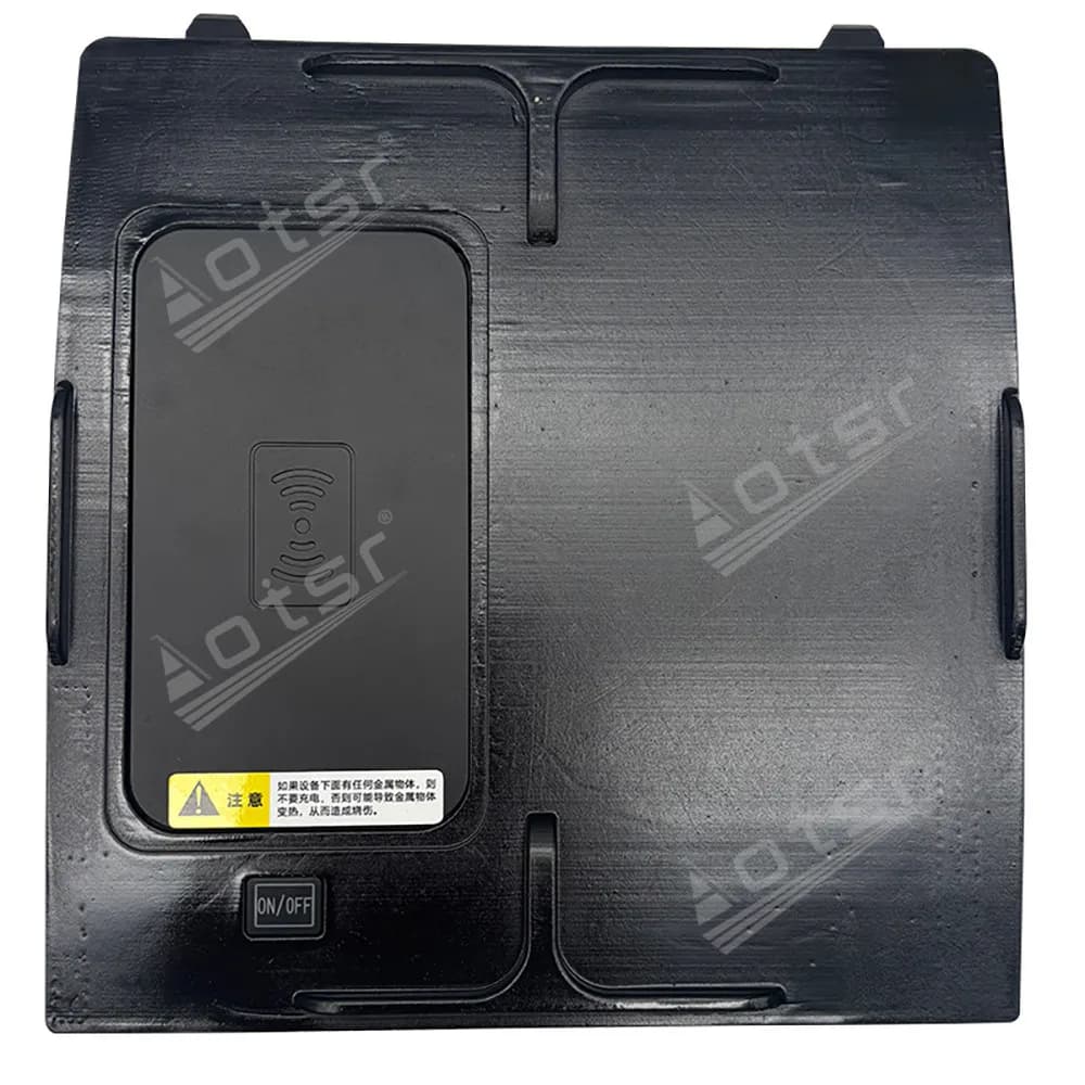 Per Geely Galaxy L7 2023 Console centrale europea Caricabatterie wireless Pad Car Smart Nuovi accessori Modulo di aggiornamento