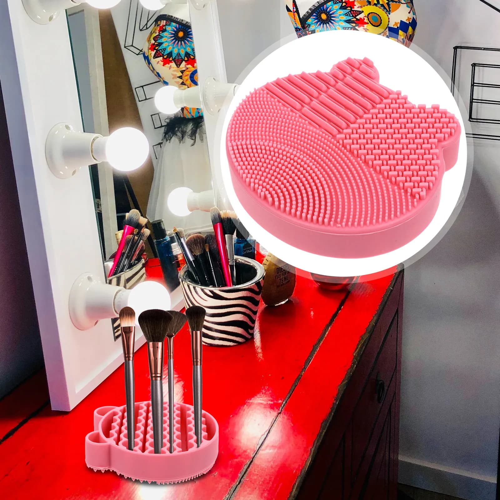 Tappetino per la Pulizia dei Pennelli da Trucco 2 in 1 in Silicone con Supporto Integrato per Pulizia e Asciugatura Efficiente