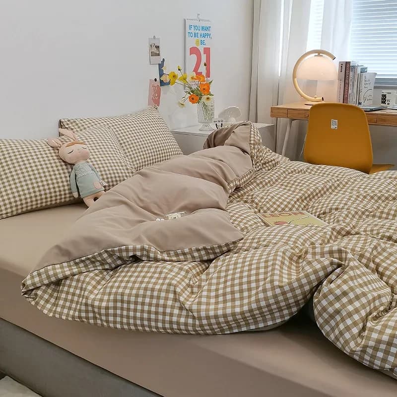 Set di biancheria da letto stampati con griglia a righe alla moda Kit di copertura aderente traspirante comfort giapponese Biancheria da letto singola doppia per la casa per l'estate