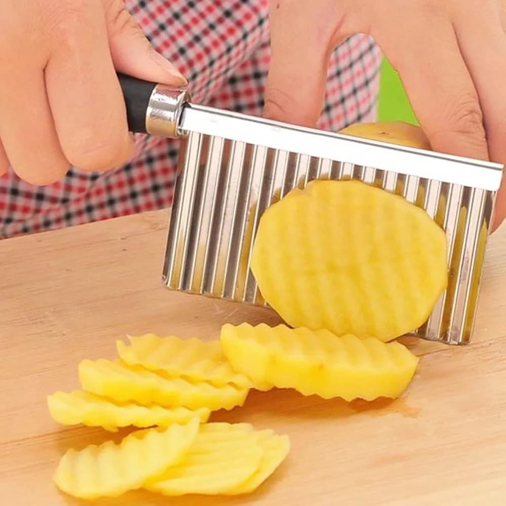 Stainless Steel Wavy Knife Crinkle Cutter Vegetable Chopper for Slicing Carrots Potatoes Cucumber Professional Kitchen Tool
