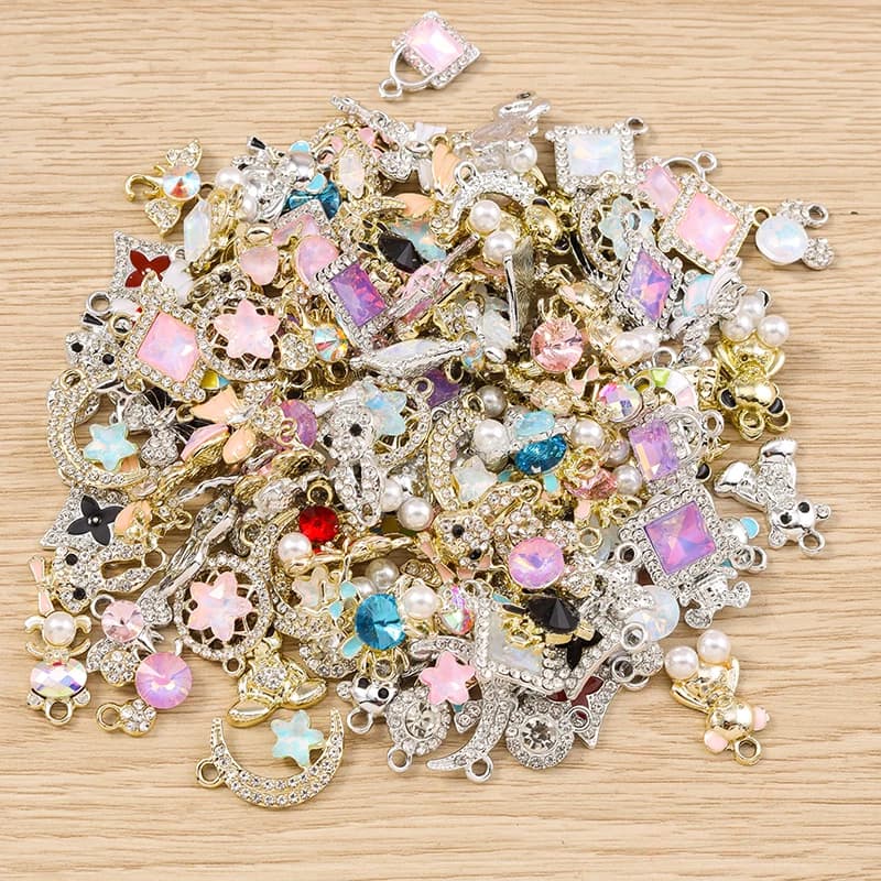 Tusember 10pcs Random Mixed Luxurious CZ Crystal Star Heart Animal Flower Charms for Jewelry Making Women Earrings Necklaces DIY