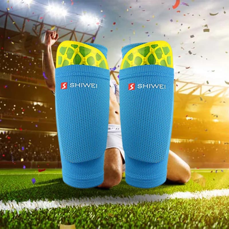1 Paio di Parastinchi Traspiranti in Nylon, 1 Paio di Protezioni per Gambe da Calcio per Ragazzi e Uomini, Protezioni Sportive per la Sicurezza nel Calcio