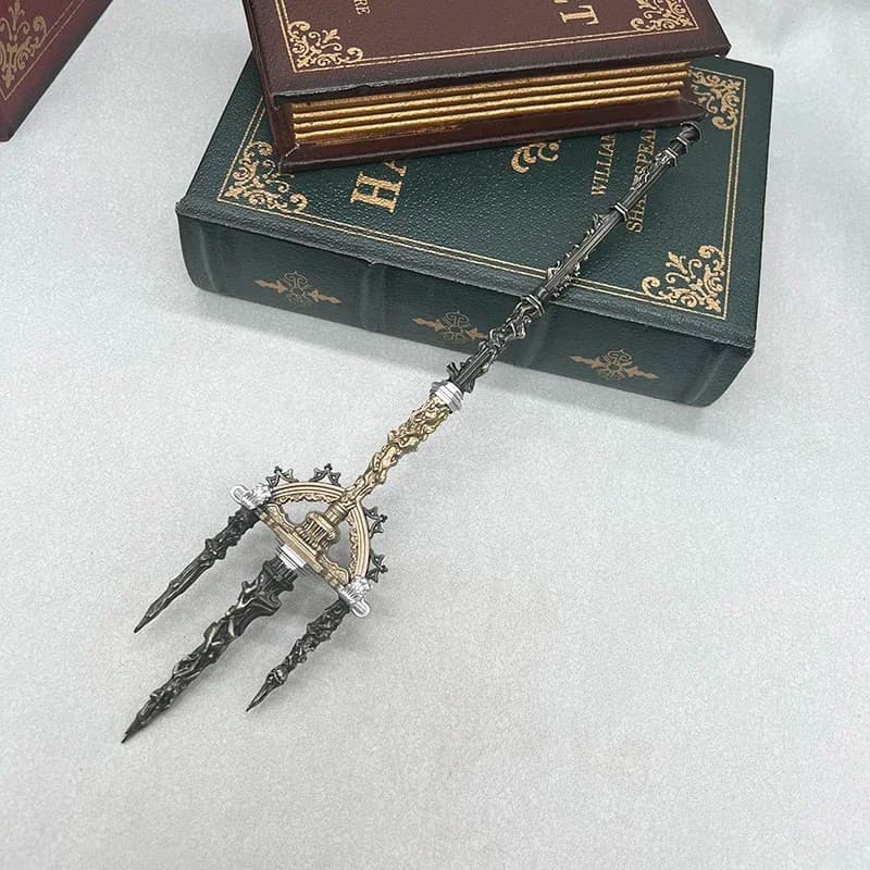 30cm Mohg, Lord of Blood 1:6 Action Figure Accessorio Elden Ring Game Replica Metal Trident Weapon Model Collezionabile Decorazione Giocattolo Regali Dropshipping All'ingrosso Vendita Calda Regali Nuovo Arrivo Regalo S