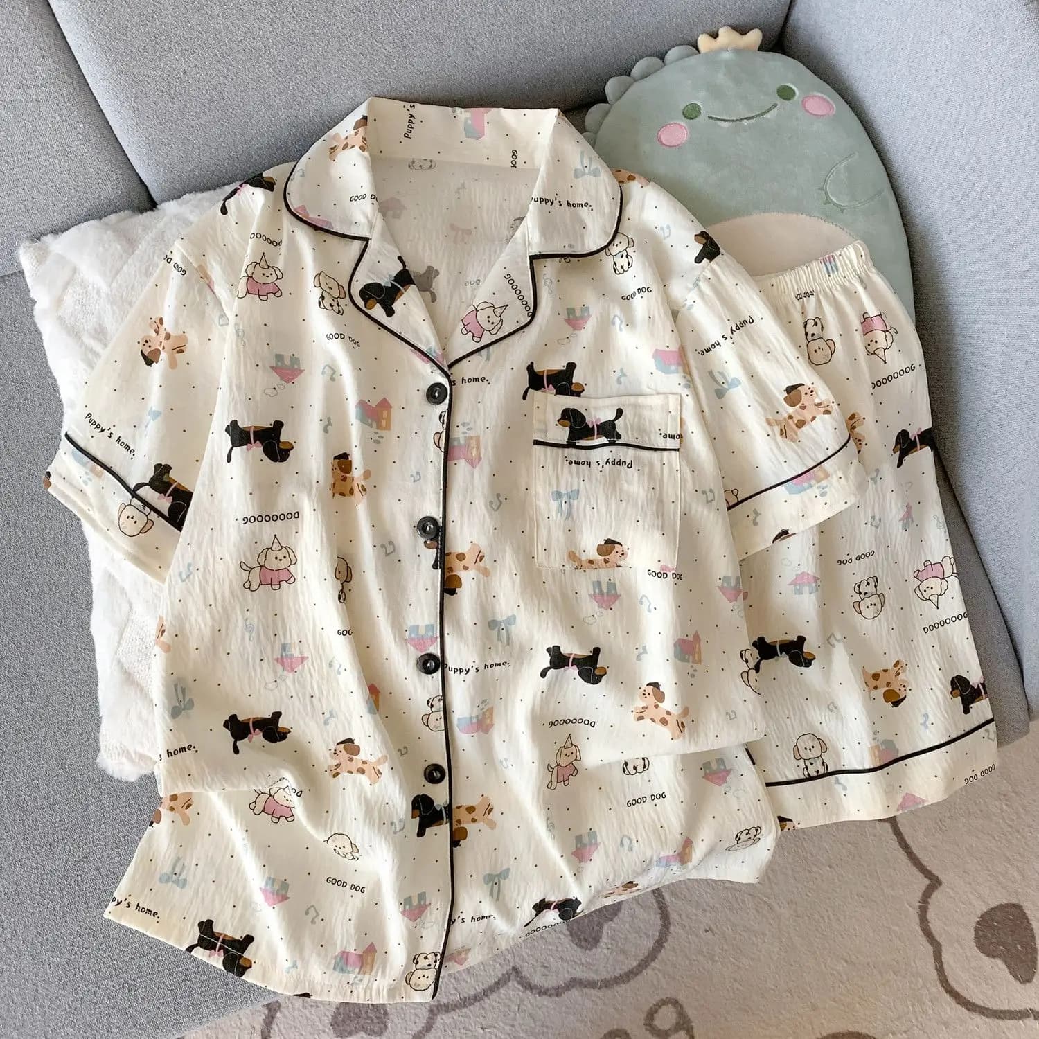 Summer Pajamas for Women, Thin Style with Puppy Pattern, Short-Sleeved Shorts, Sweet and Cute, Can Be Worn Outside in Summer, Home Wear Set, Two-Piece Set