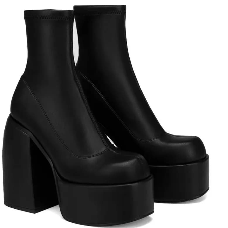 Women boots with thick sole 2025 new short boots in European denim and American fashionable women's shoes with women's high heel