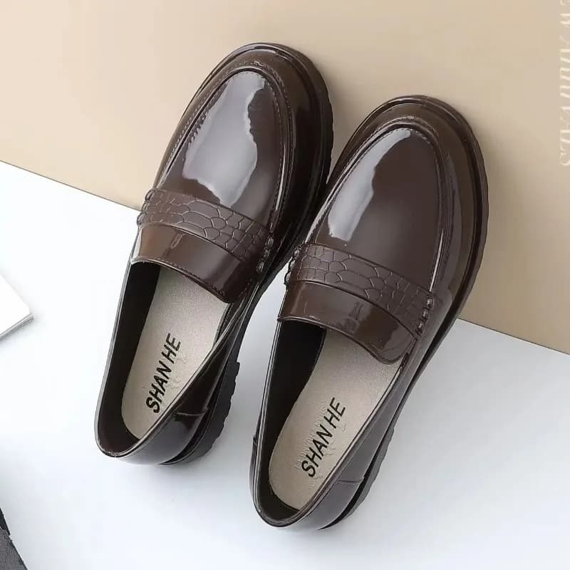 Scarpe da lavoro da donna nuove con tacco basso e poco profonde, suola morbida, antiscivolo, leggere, impermeabili, comode per scarpe mocassini da lavoro