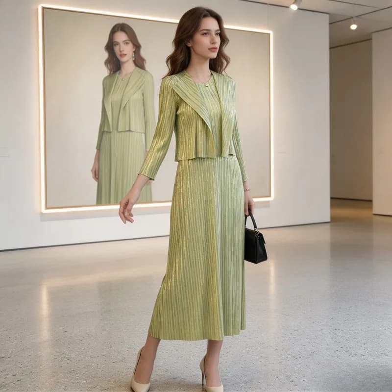 Miyake Pleated Dress Set New 2026 Spring Summer Elegant French Style High-end Feel Gold Stamped Skirt Pleated High Elasticity