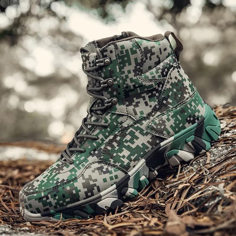 Stivali da allenamento tattici da combattimento da uomo aggiornati da uomo all'aperto da campeggio antiusura scarpe da trekking a risposta rapida scarpe da ginnastica da caccia da pesca